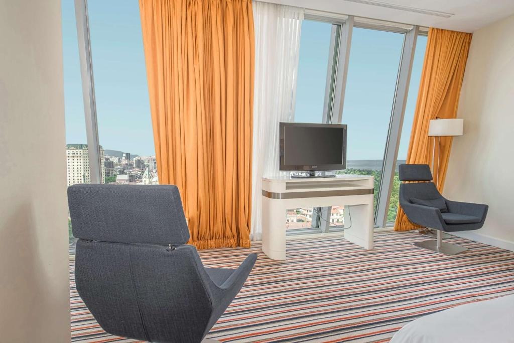 هتل رادیسون بلو باتومی